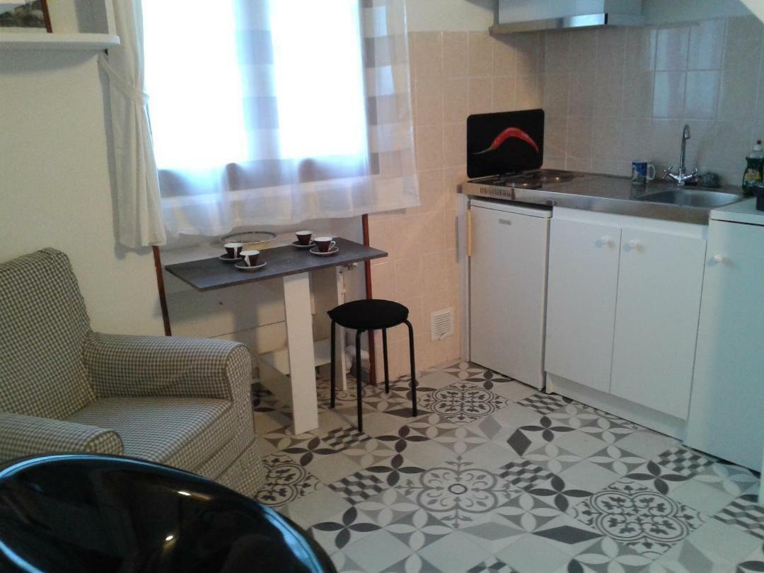 Marius Et Fanny Apartamento Oraison Exterior foto